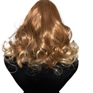 Elegant Curly Synthetic Blond Hair Wig